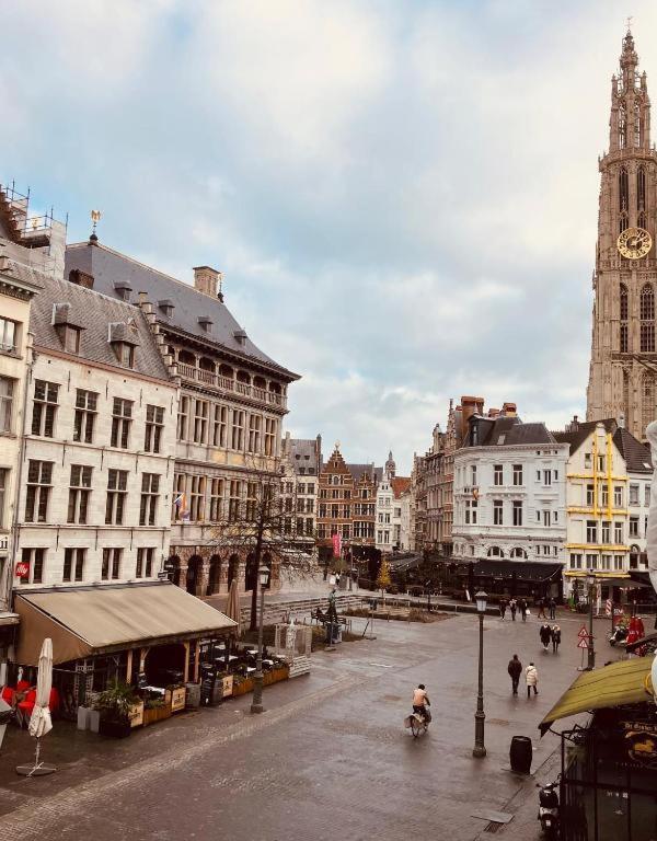 Living History - Suikernest Aparthotel Antwerpen Eksteriør bilde